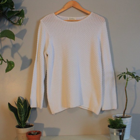 White Knit Sweater - Picture 1 of 3